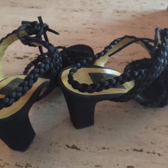 Fendi sandals - Picture 2 of 3